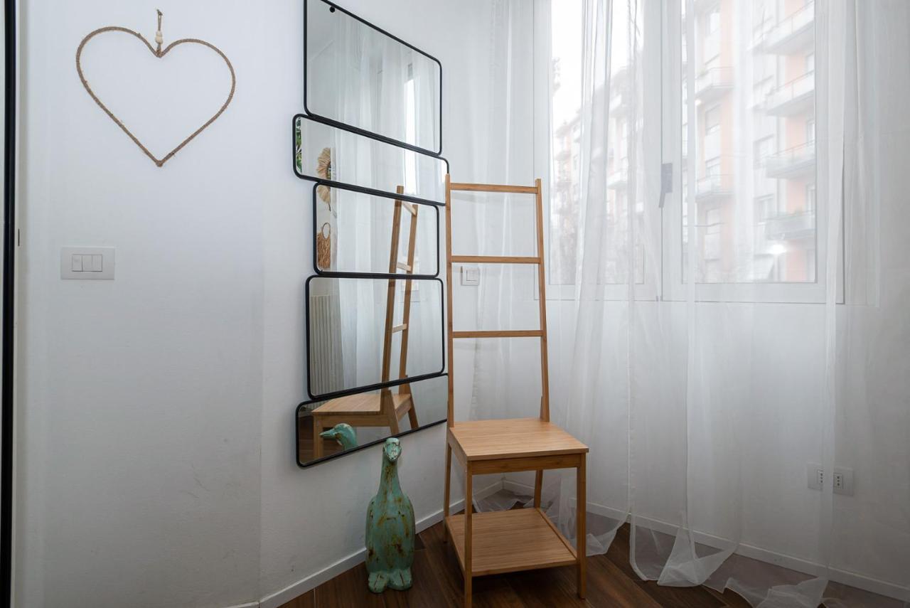 Happy Travelers Apartment By Holiday Solutions Комо Экстерьер фото