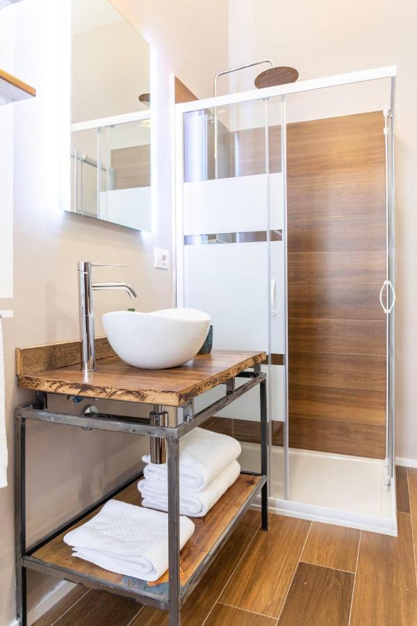 Happy Travelers Apartment By Holiday Solutions Комо Экстерьер фото