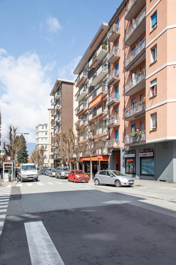 Happy Travelers Apartment By Holiday Solutions Комо Экстерьер фото