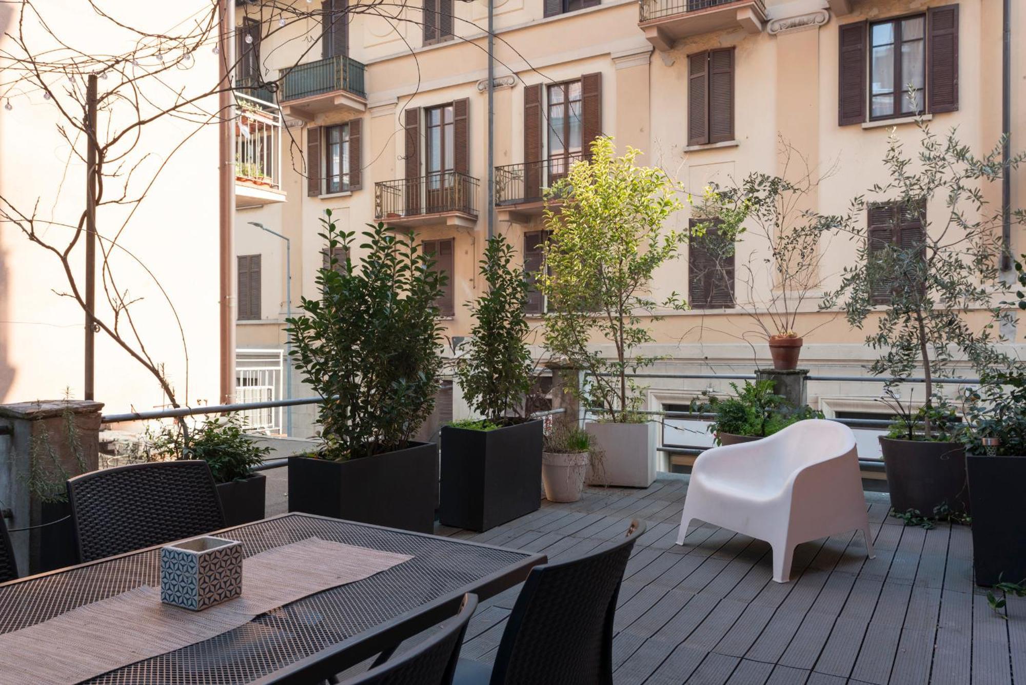 Happy Travelers Apartment By Holiday Solutions Комо Экстерьер фото